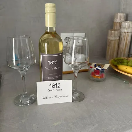 Villa 1812 Caves 'n Mansion Karterados (Santorini)