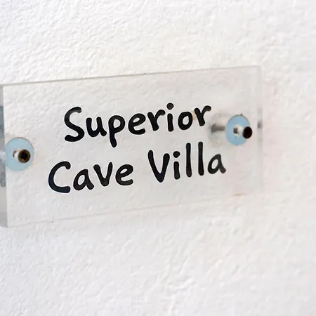 Βίλα 1812 Caves 'n Mansion *