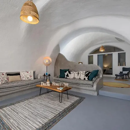 Βίλα 1812 Caves 'n Mansion