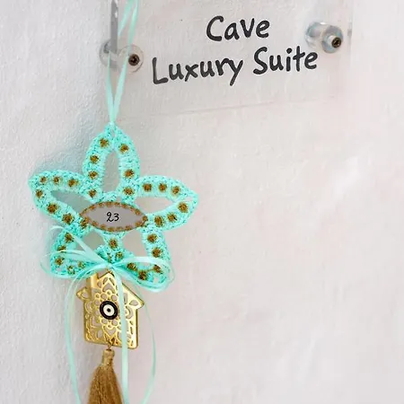 Βίλα 1812 Caves 'n Mansion *