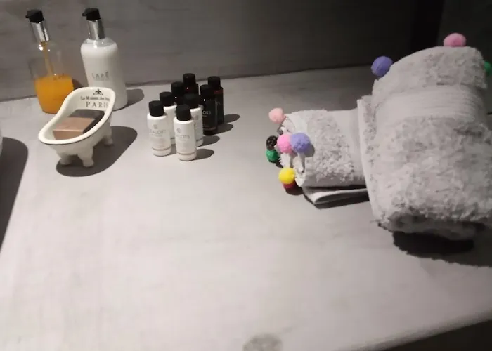 1812 Caves 'n Mansion Villa *