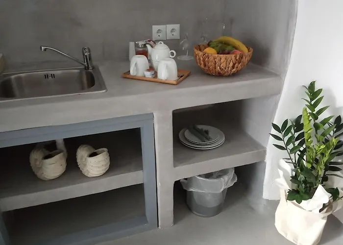 1812 Caves 'n Mansion كارتيرادوس