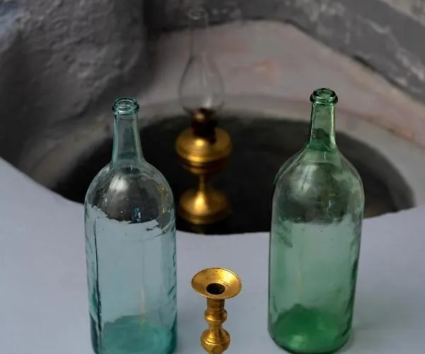 فيلة 1812 Caves 'n Mansion *