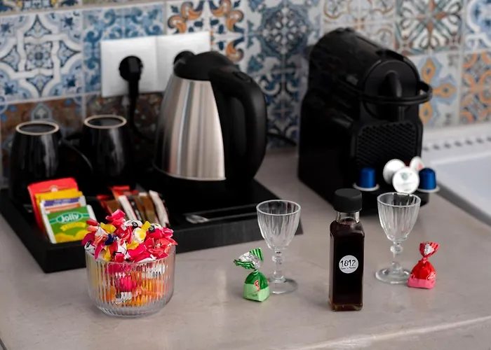 1812 Caves 'n Mansion Villa *