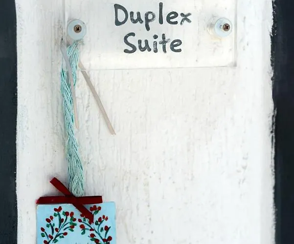 1812 Caves 'n Mansion فيلة