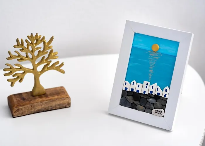 1812 Caves 'n Mansion كارتيرادوس