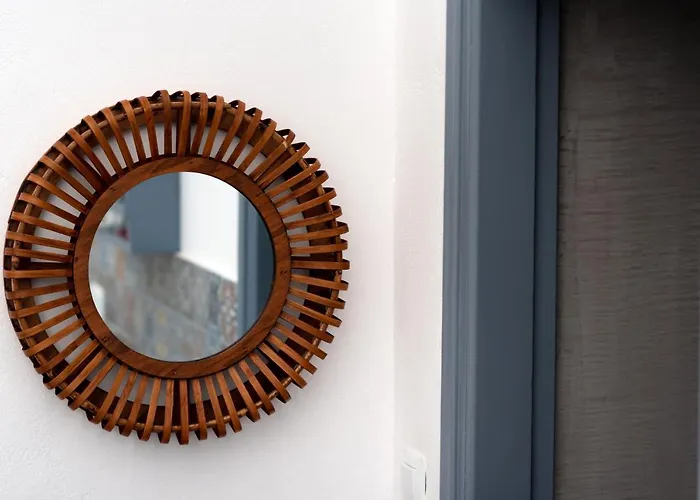 1812 Caves 'n Mansion * Karterados (Santorini)